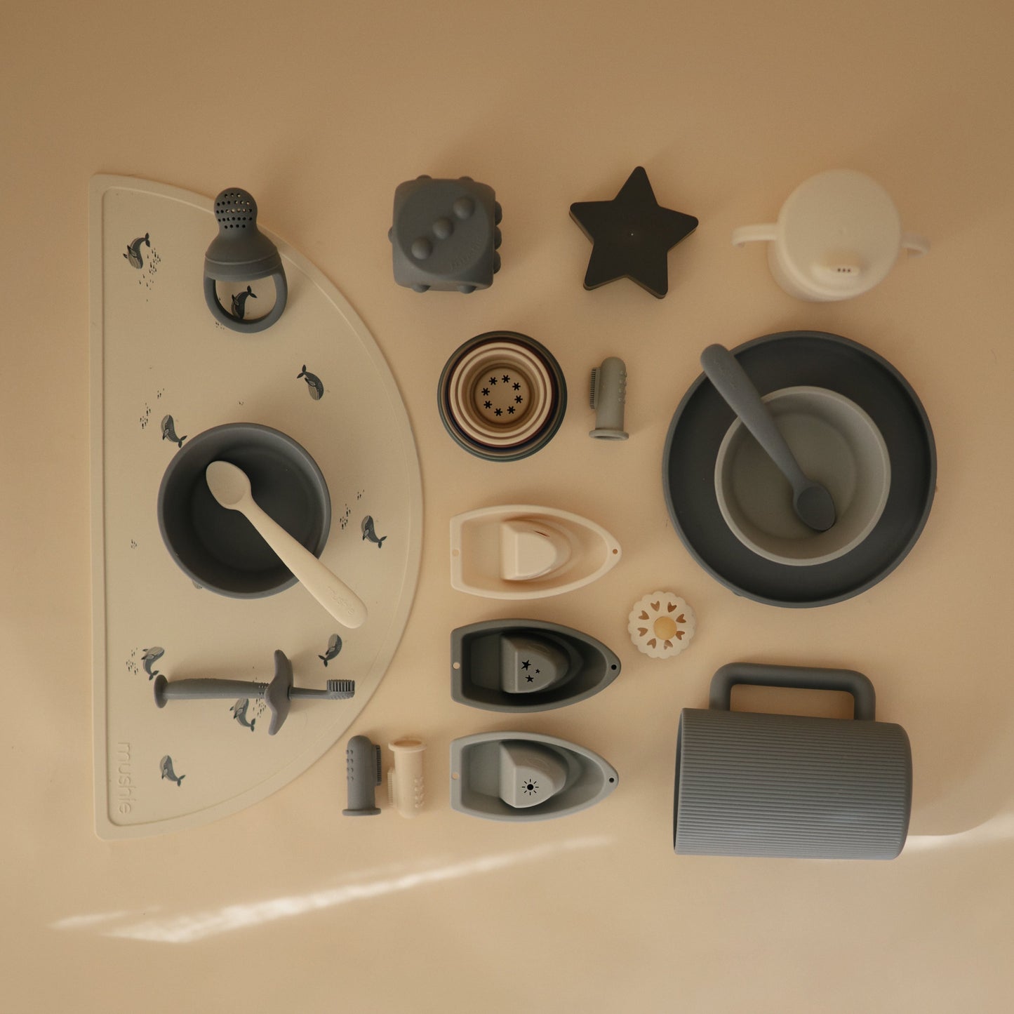 Classic Silicone Suction Plate - Chickadees Wooden Toys