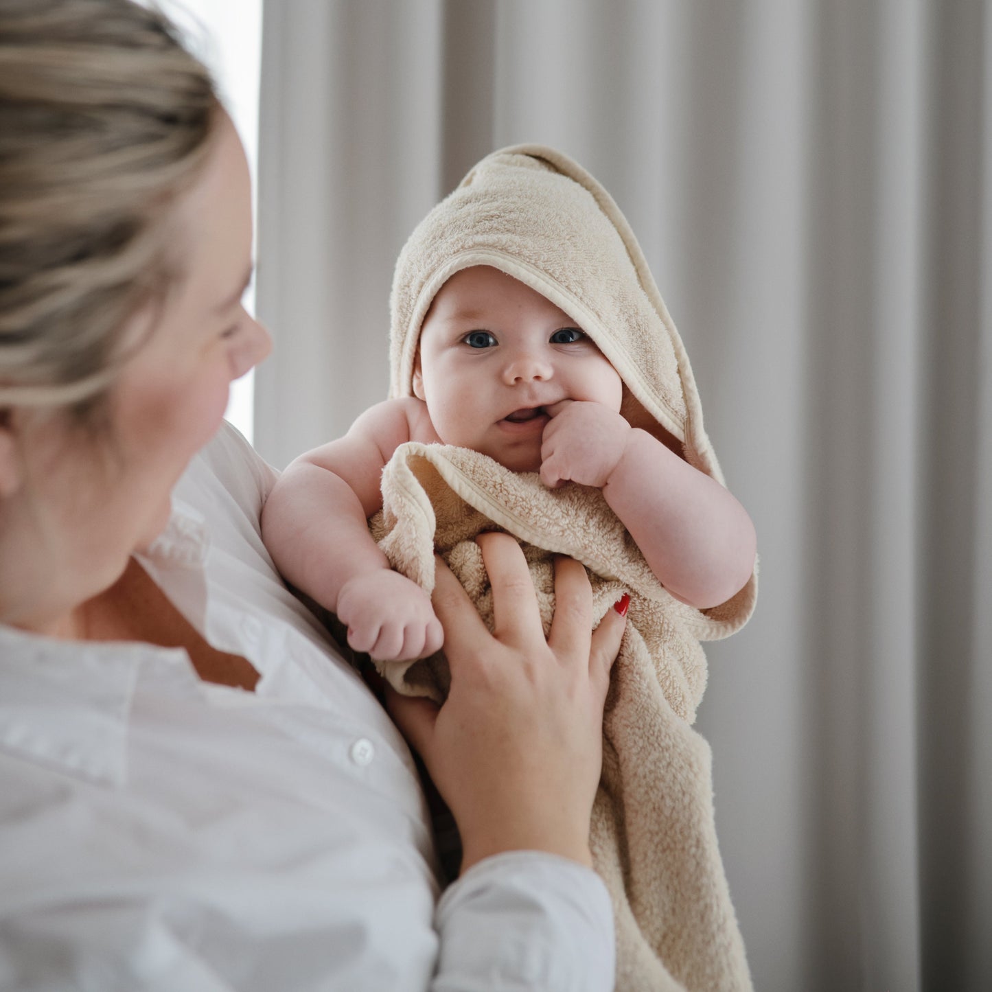Organic Cotton Baby Hooded Towel - Chickadees Wooden Toys