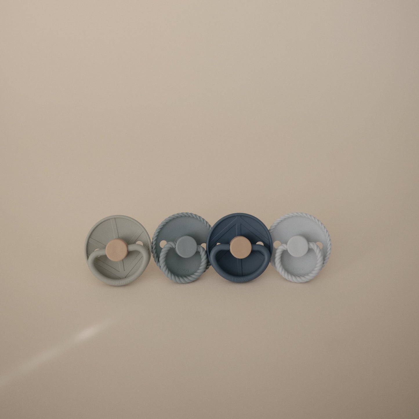 FRIGG Natural Rubber Pacifier 4-Pack - Chickadees Wooden Toys