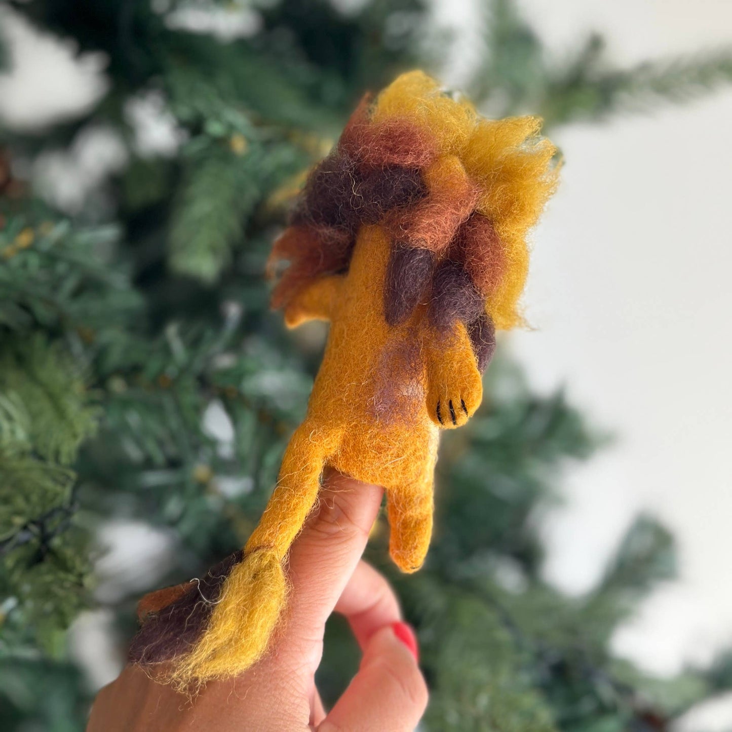 Fluffy Lion Finger Puppet - Chickadees Wooden Toys