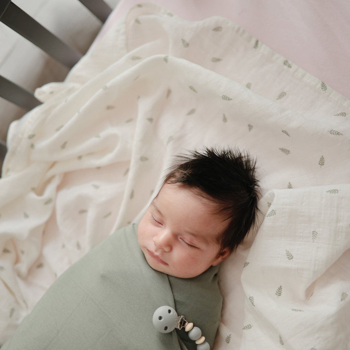 Extra Soft Muslin Crib Sheet - Chickadees Wooden Toys