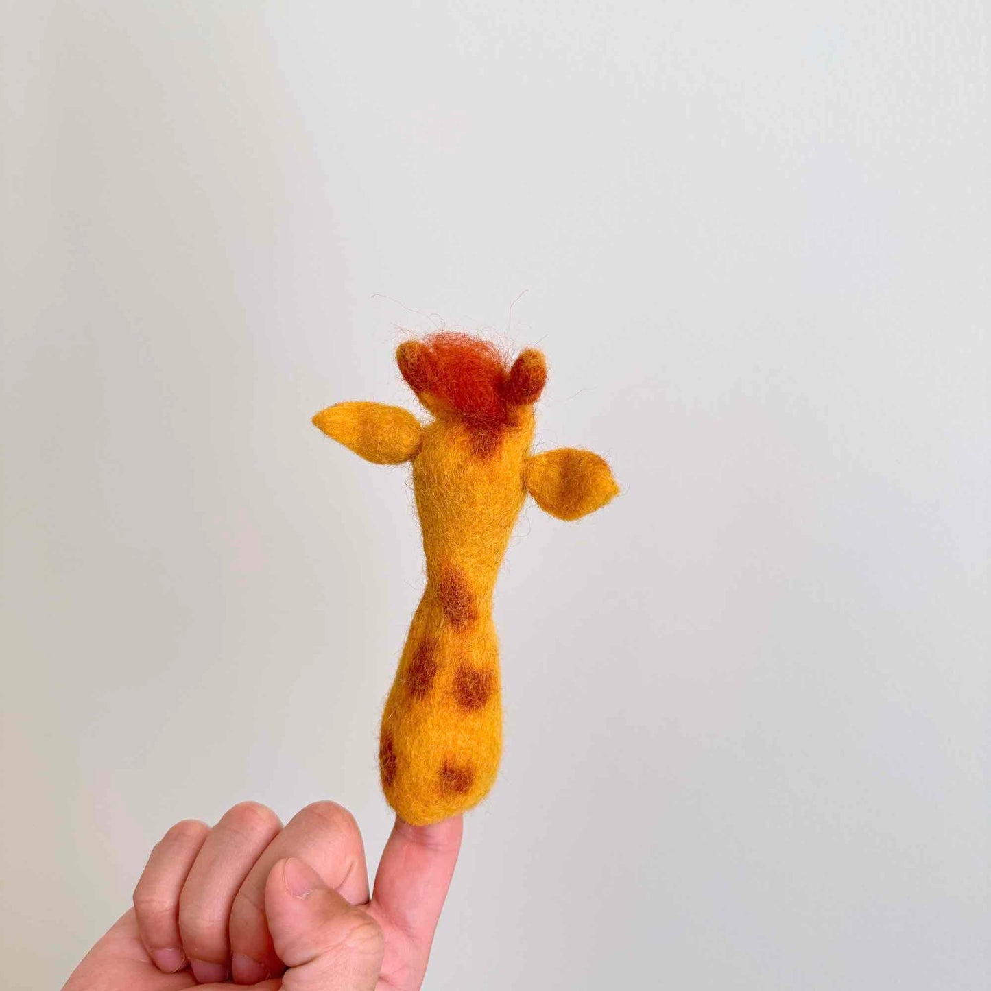 Giraffe Finger Puppet - Chickadees Wooden Toys
