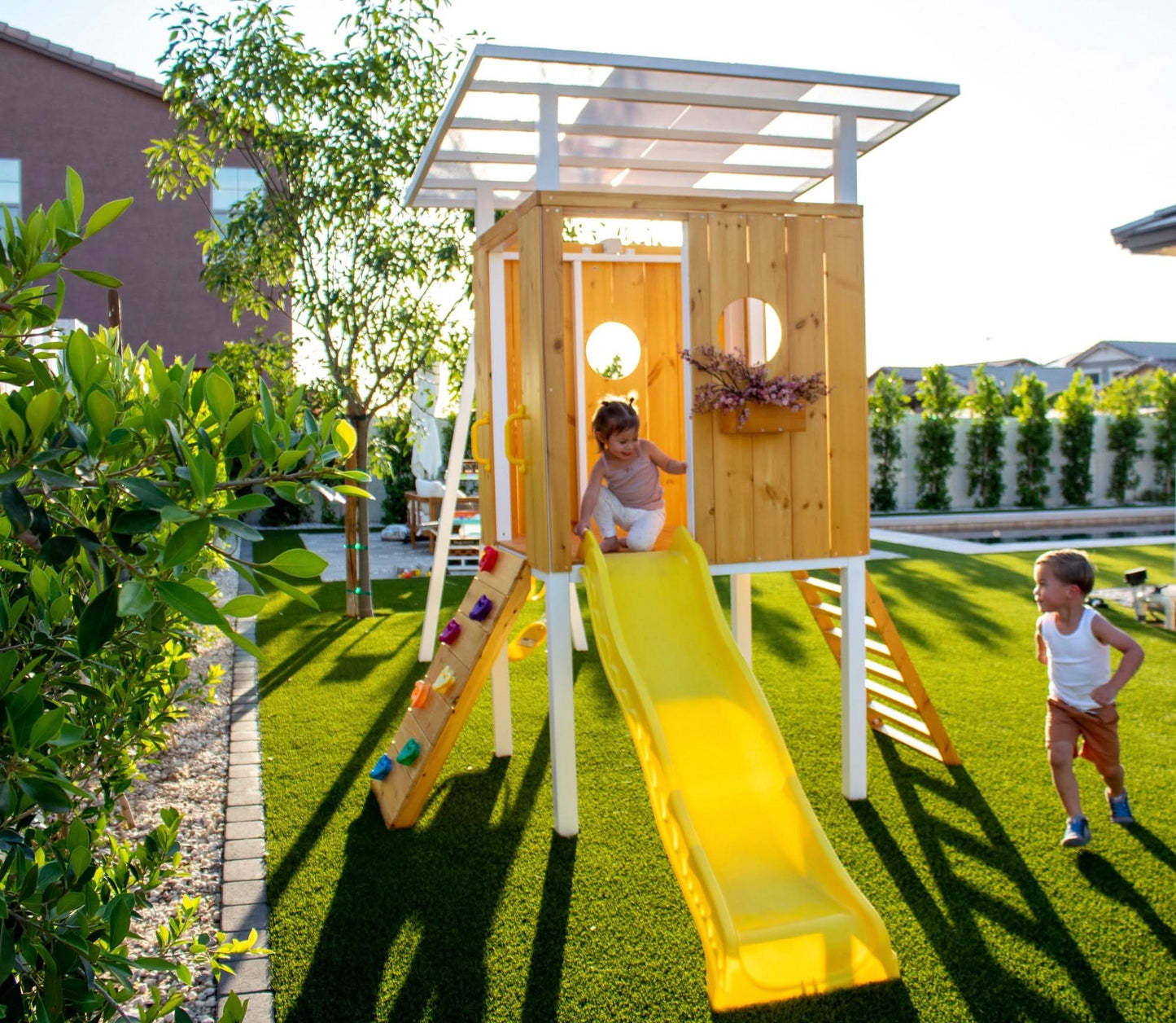 Forest - Modern Backyard Outdoor Swing Set 2 Swings And Trapeze Bar - Chickadees Wooden Toys