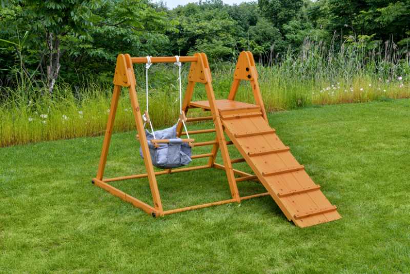 Juniper - Real Wood Folding Playset - Chickadees Wooden Toys