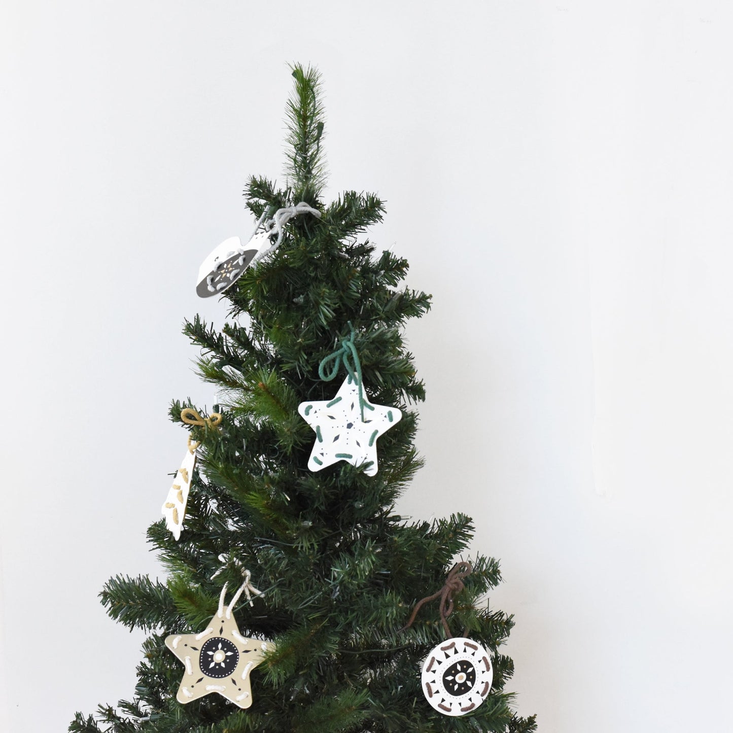 Festive Fun Lacing Ornaments - Chickadees Wooden Toys