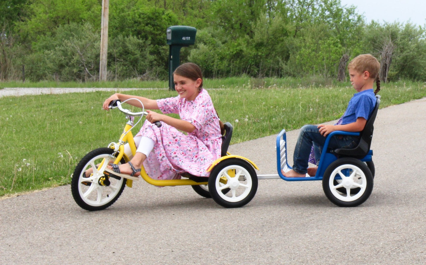 Groffdale Chopper Kid's Deluxe Trike With Handbrake, Amish-Made - Chickadees Wooden Toys