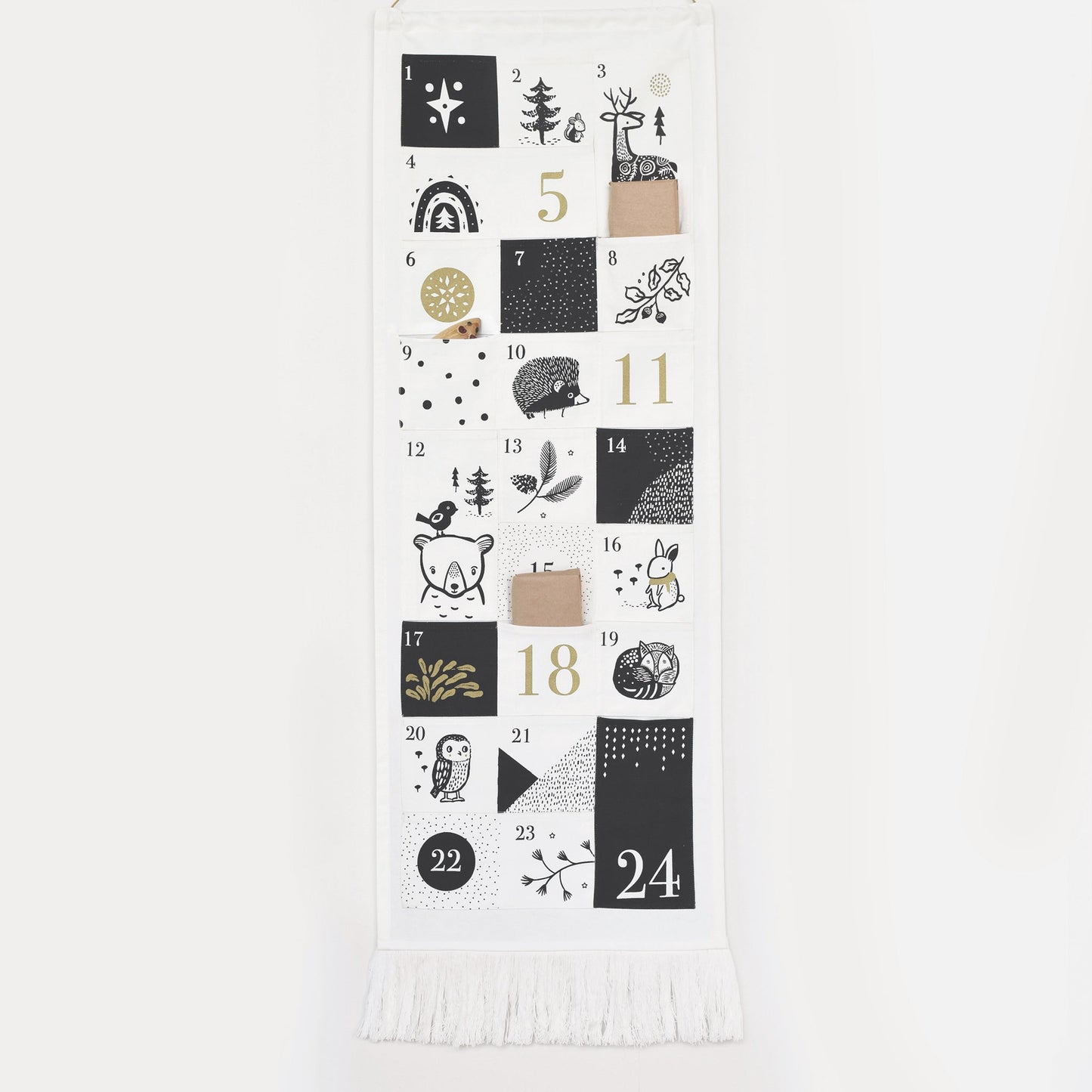 Festive Friends 24 Pocket Advent Calendar - Chickadees Wooden Toys