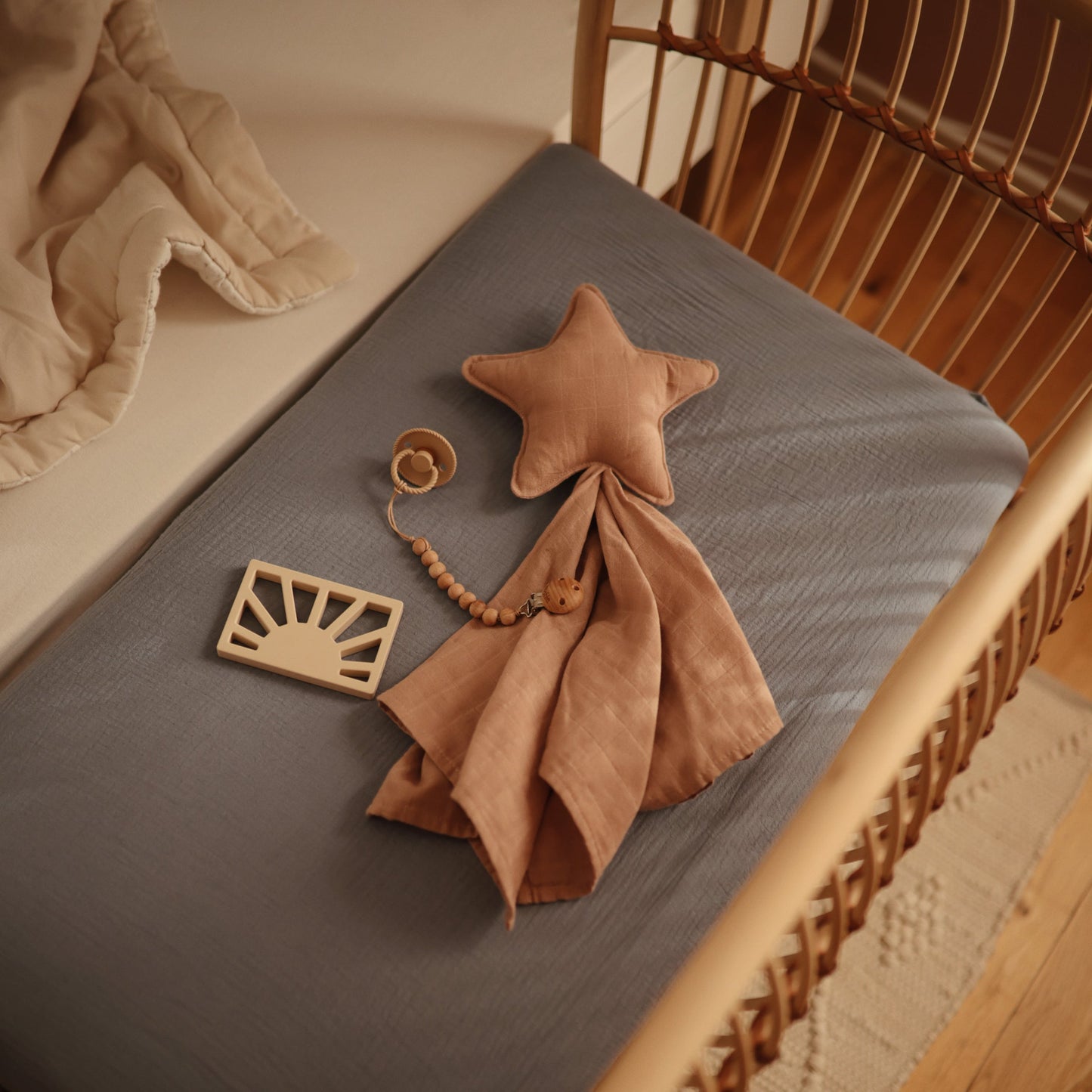 Extra Soft Muslin Crib Sheet - Chickadees Wooden Toys