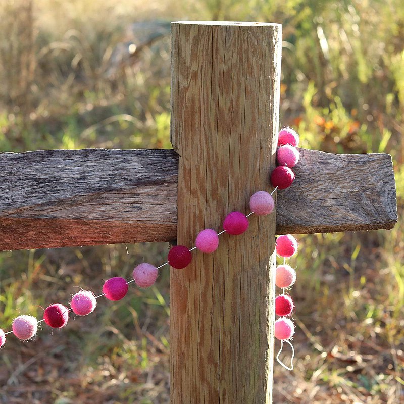 Pink Felt Ball Garland - Chickadees Wooden Toys