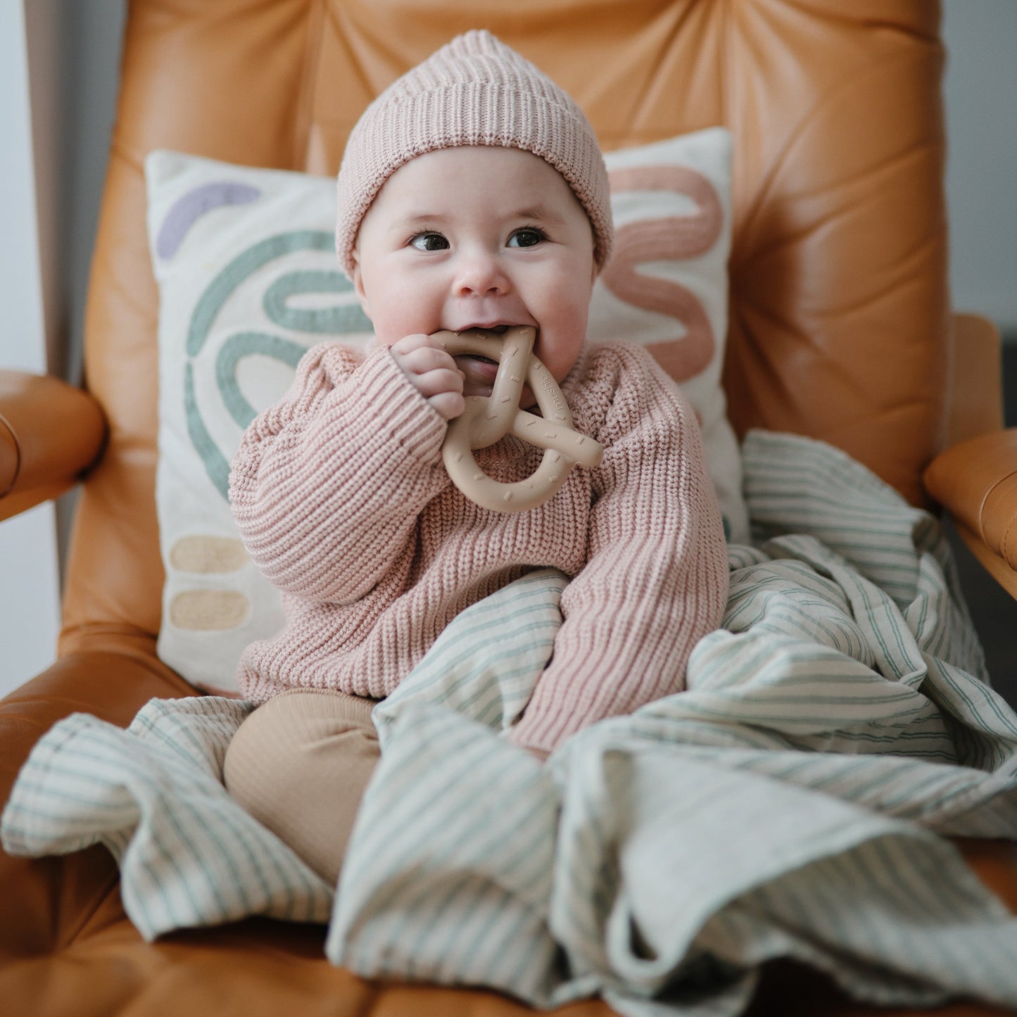 Organic Cotton Muslin Swaddle Blanket - Chickadees Wooden Toys