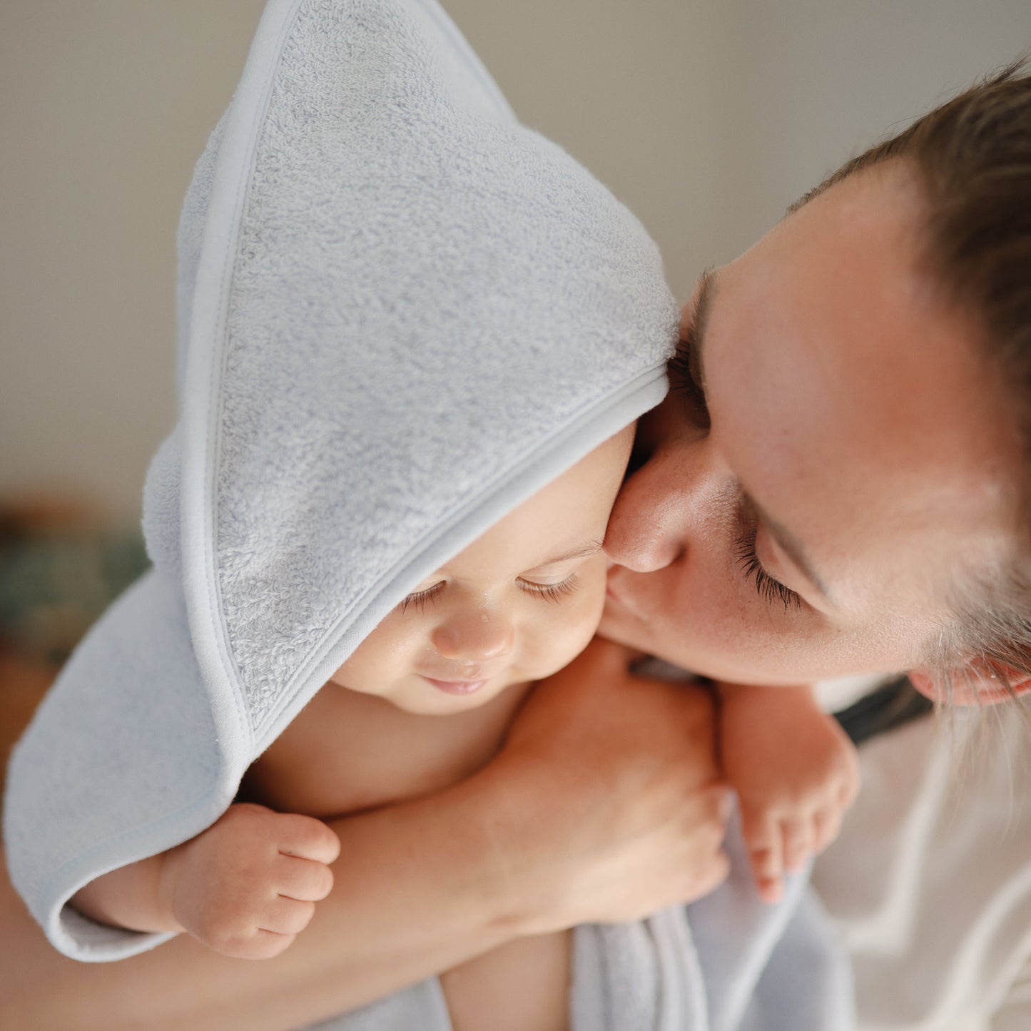Organic Cotton Baby Hooded Towel - Chickadees Wooden Toys