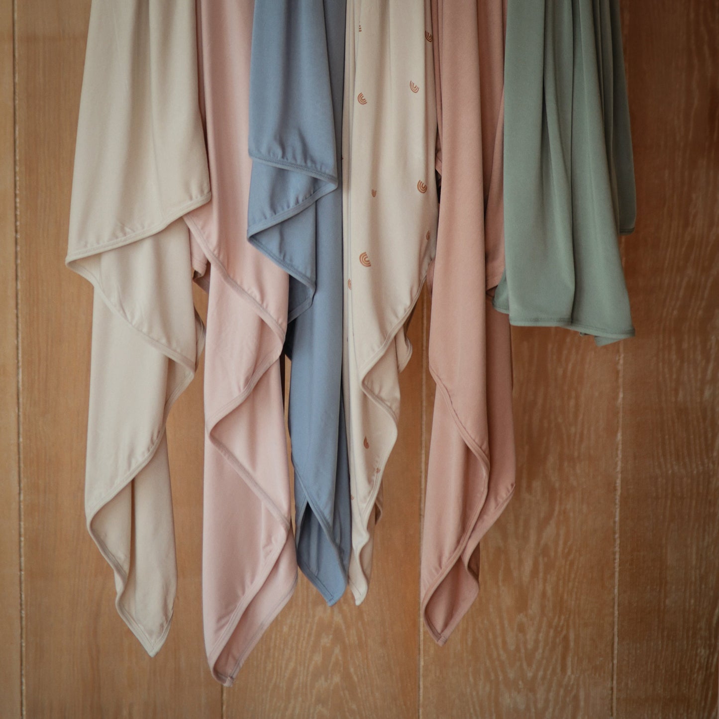 Stretchy Swaddle - Chickadees Wooden Toys