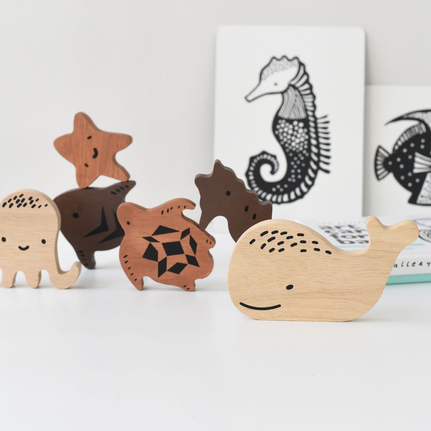 Wooden Tray Puzzle - Ocean Animals - Chickadees Wooden Toys