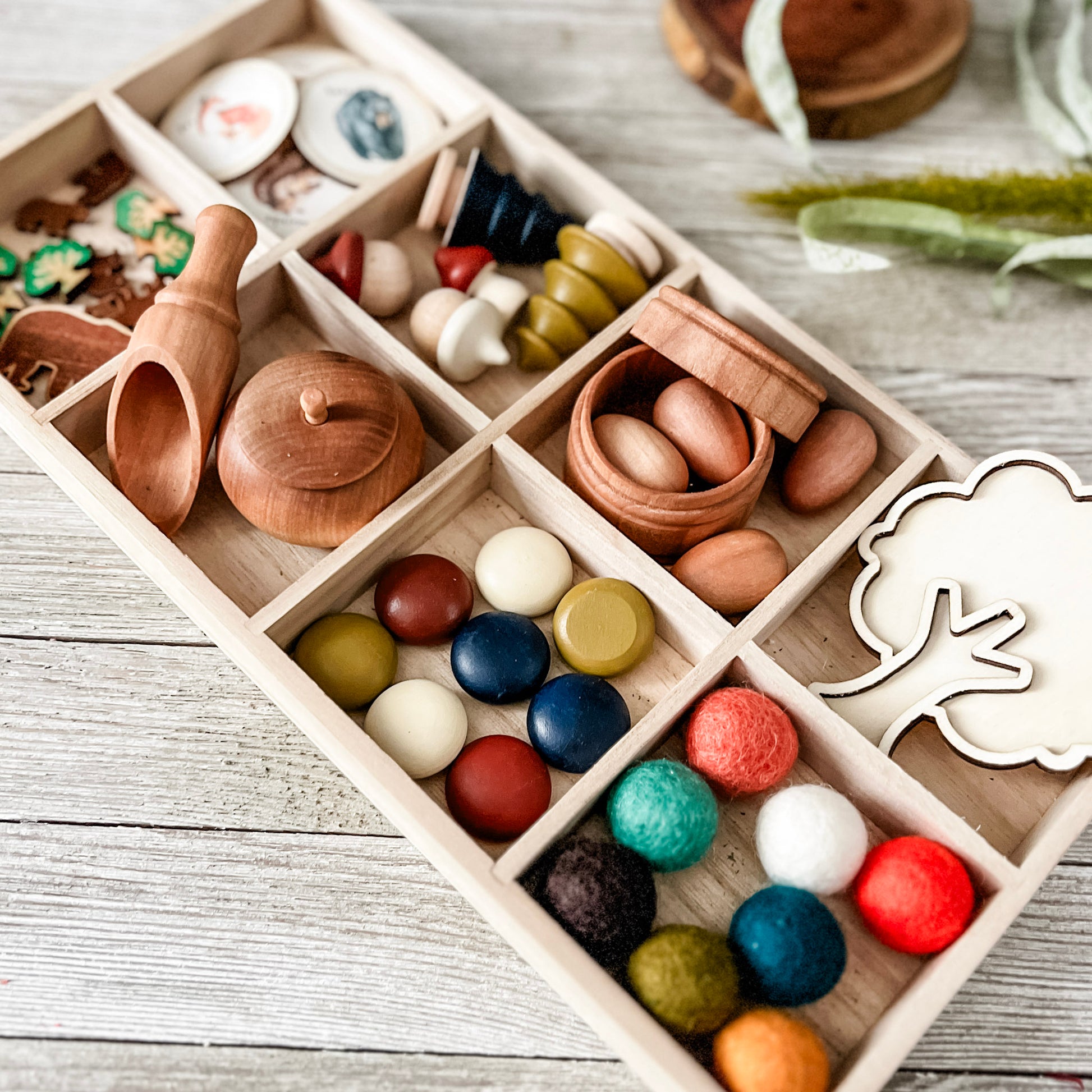 Nature Play Tinker Tray - Chickadees Wooden Toys