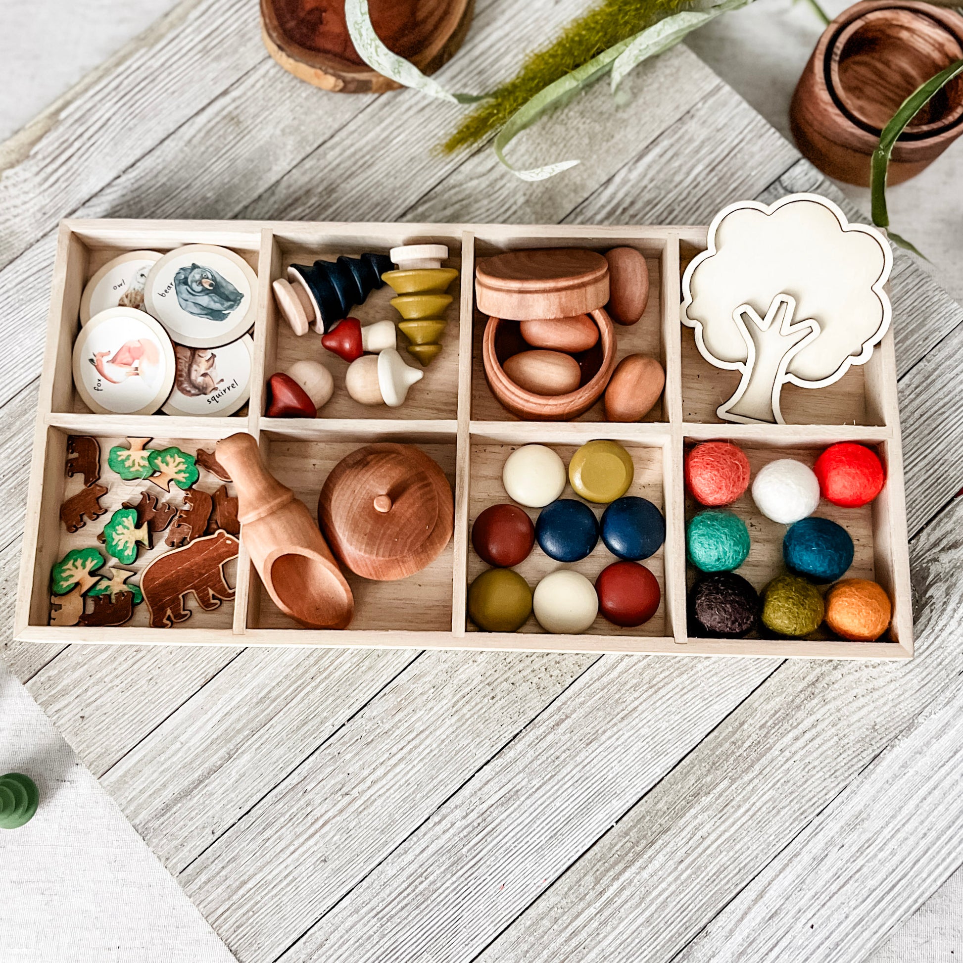 Nature Play Tinker Tray - Chickadees Wooden Toys