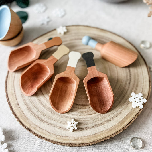 Winter Wooden Scoops