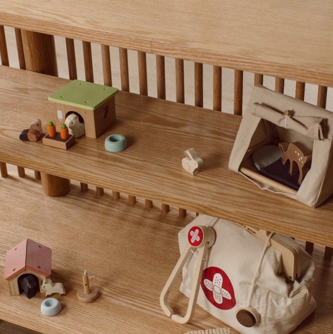 Oak Two Tiered Fluted Shelf - Chickadees Wooden Toys