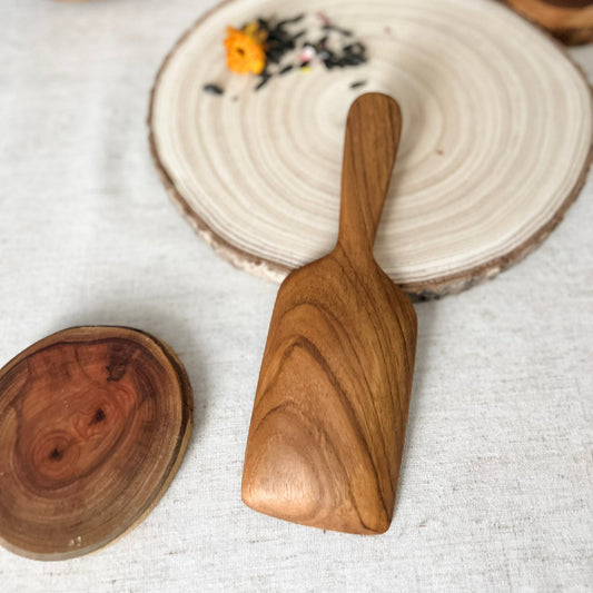 Teak Wood Bin Shovel - Chickadees Wooden Toys