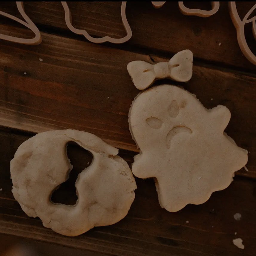 Ghost Stamp & Eco Cutter Set