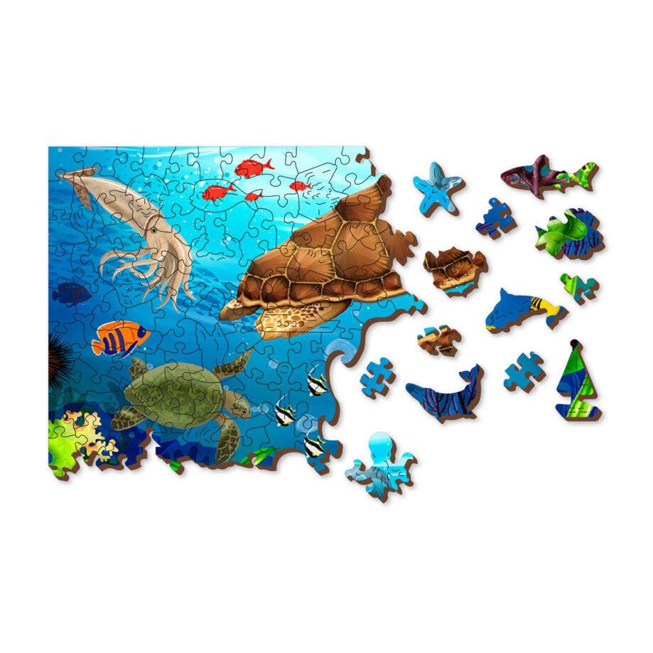 Diving Paradise 400 Piece Wood Jigsaw Puzzle Wooden City