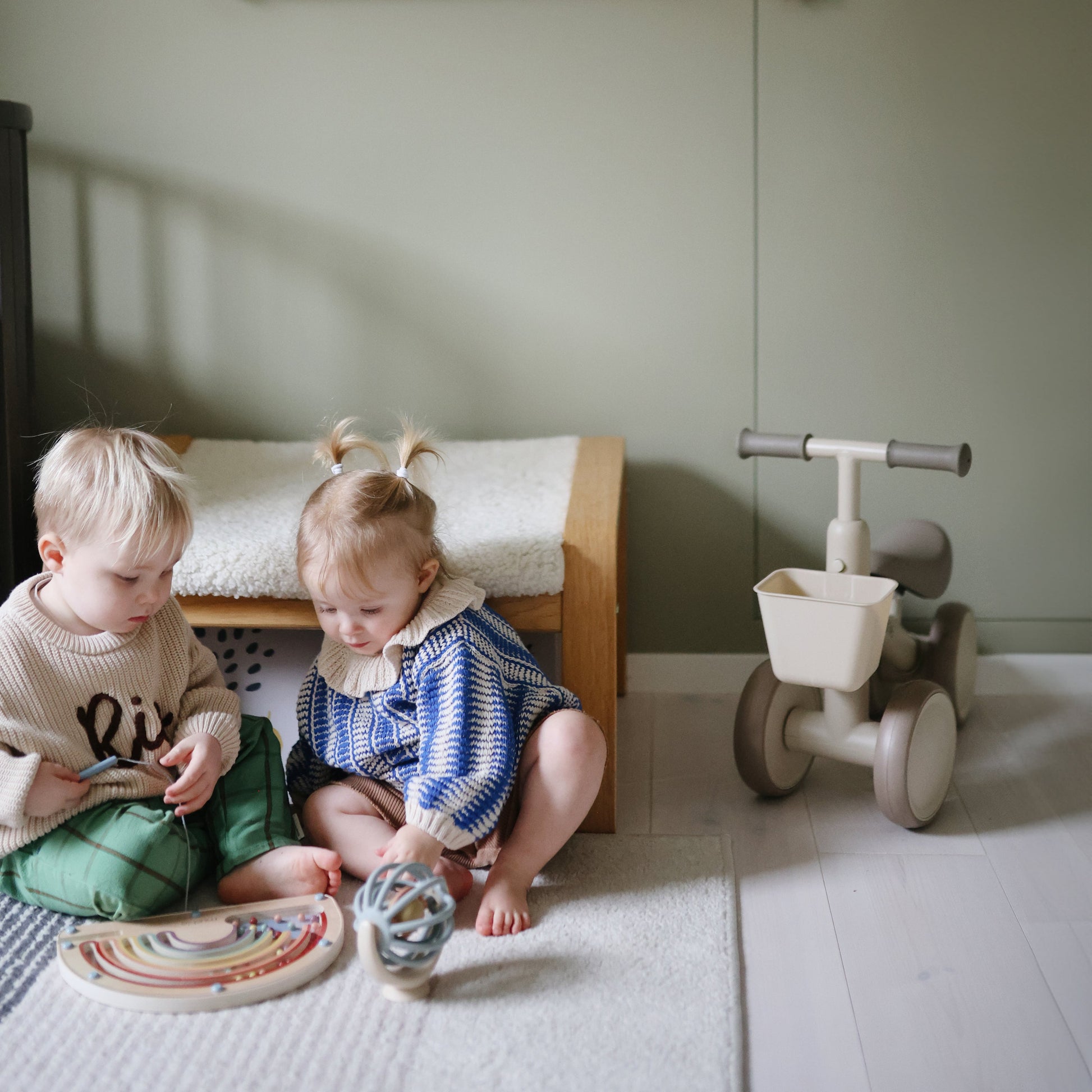 Wooden Magnetic Rainbow Maze - Chickadees Wooden Toys
