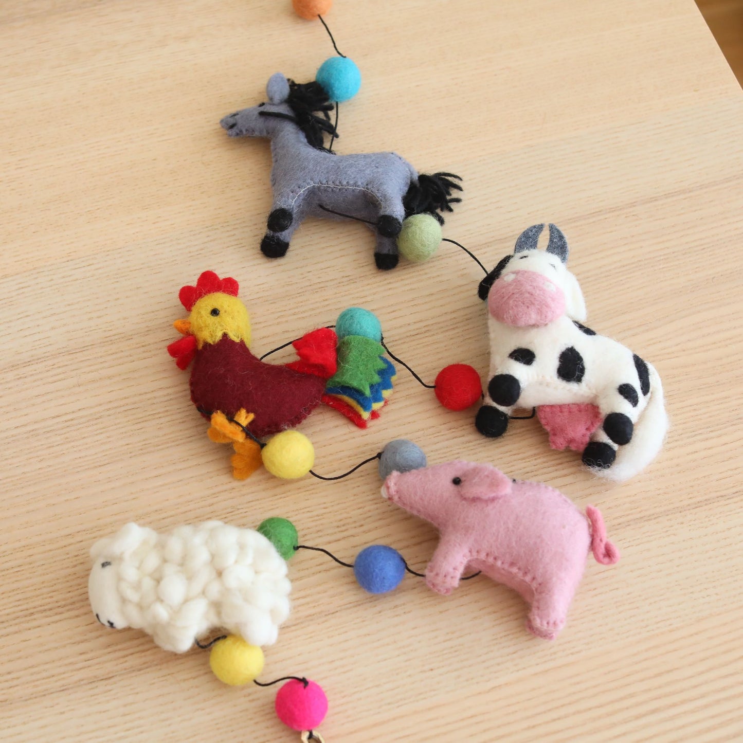 Felt Farml Animal Garland