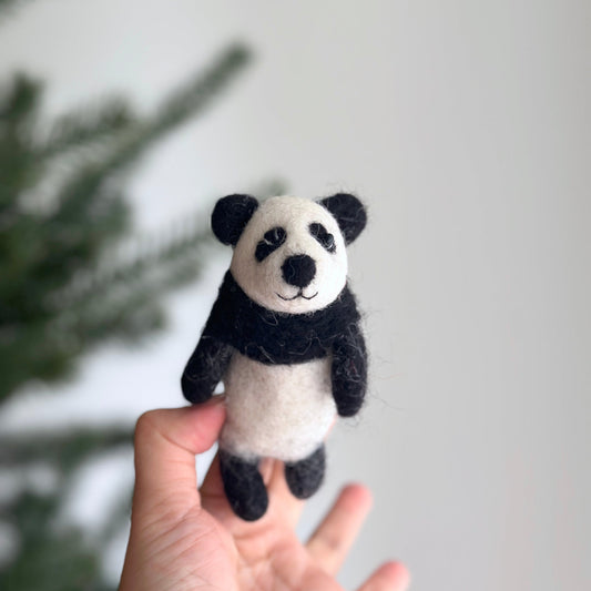 Felt Finger Puppet: Kung Fu Panda - Chickadees Wooden Toys