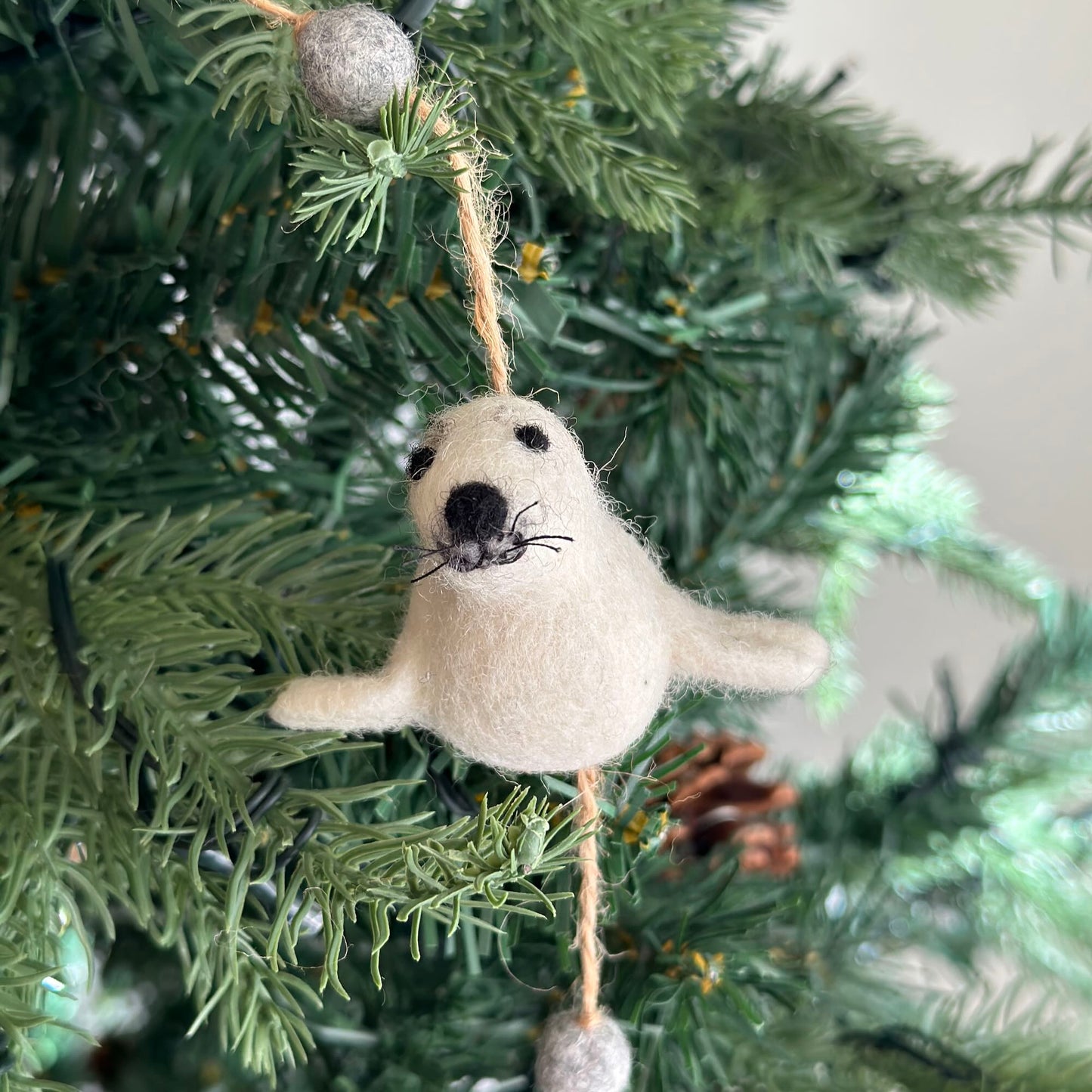 Felt Garland - Seal