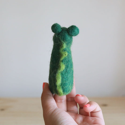 Felt Gator Finger Puppet - Chickadees Wooden Toys