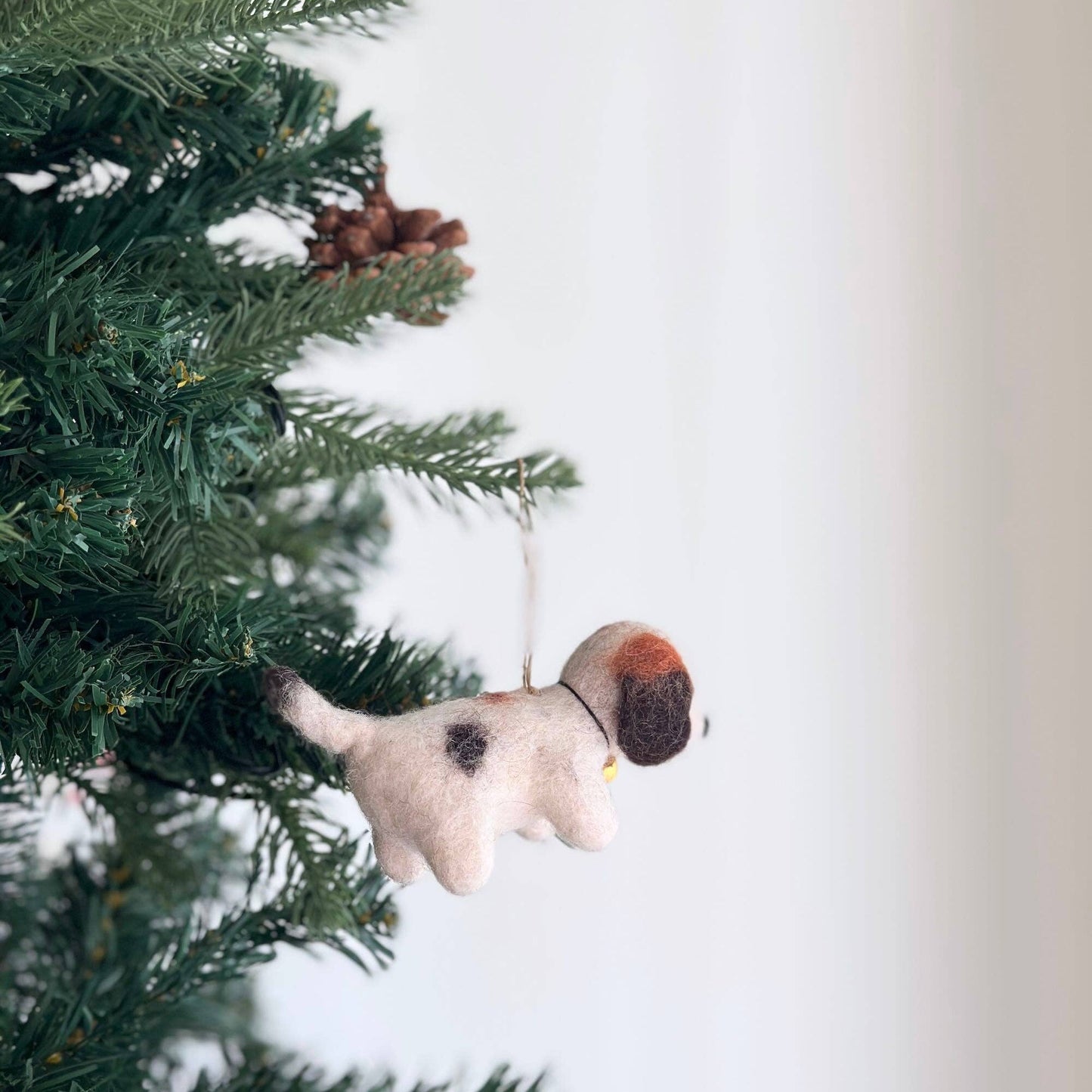Felt Ornament - Beagle with Bell - Chickadees Wooden Toys
