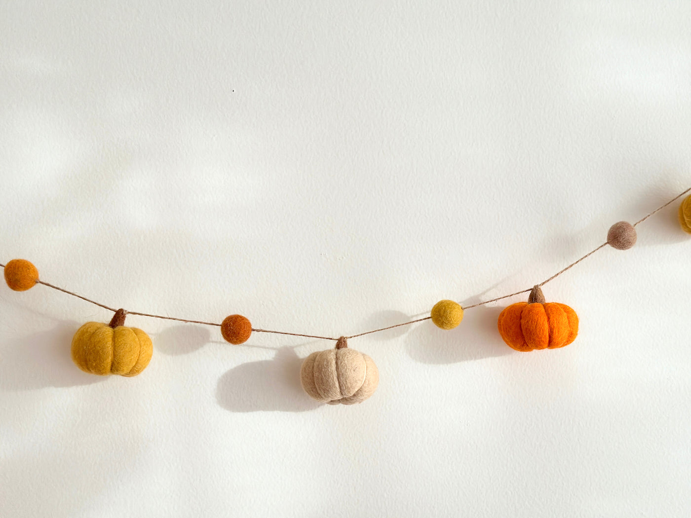 Felt Pumpkin Garland - Chickadees Wooden Toys