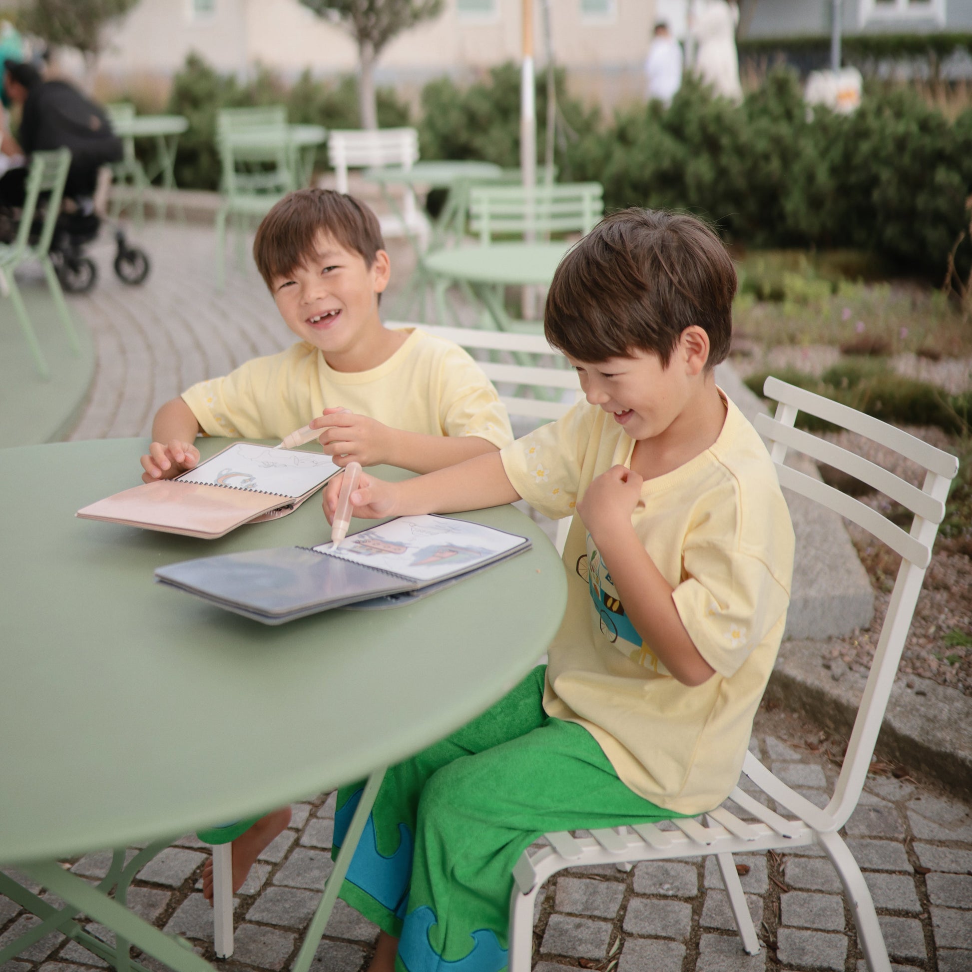 Reusable Water Color Pad - Chickadees Wooden Toys