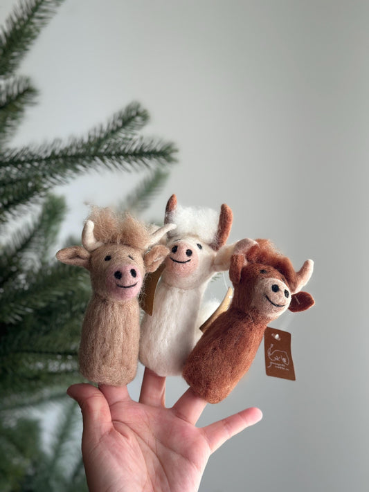Highland Cow Finger Puppet