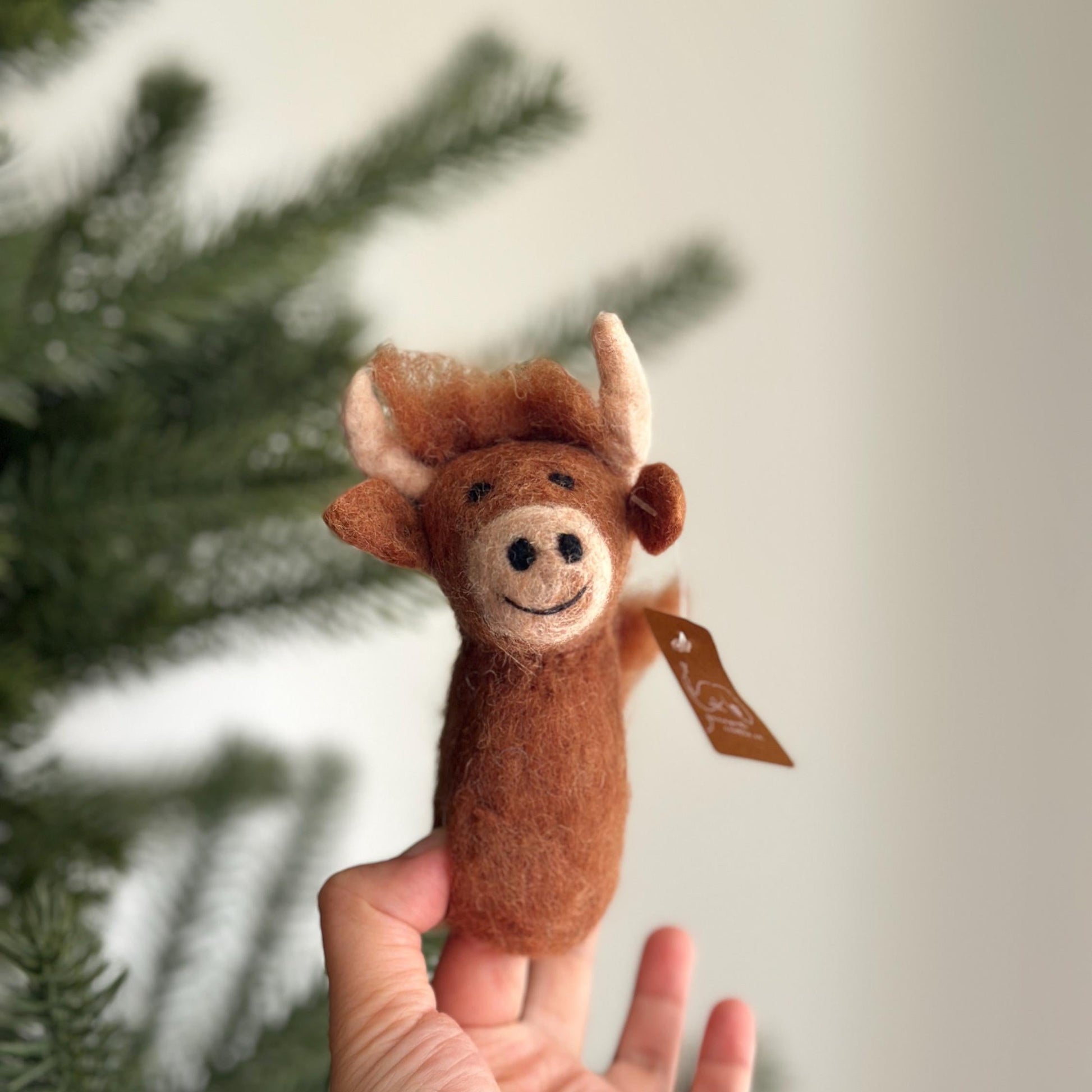 Highland Cow Finger Puppet - Chickadees Wooden Toys