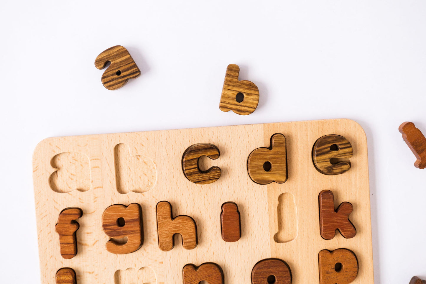 Lowercase A-Z Alphabet Letter Puzzle