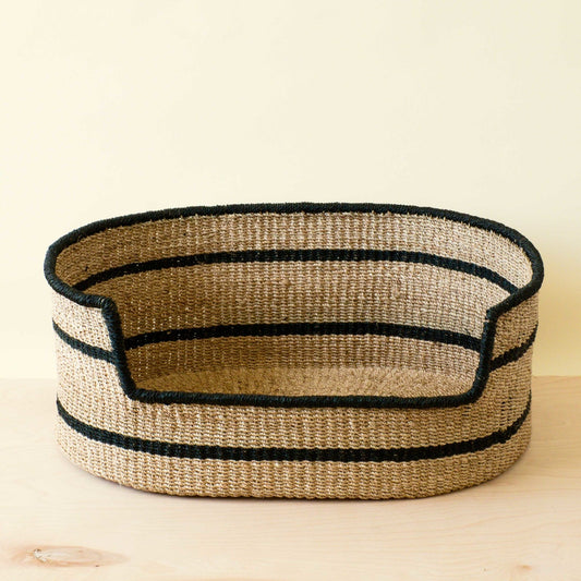 Woven Pet Bed - Wicker Dog Basket Pet Furniture | LIKHÂ