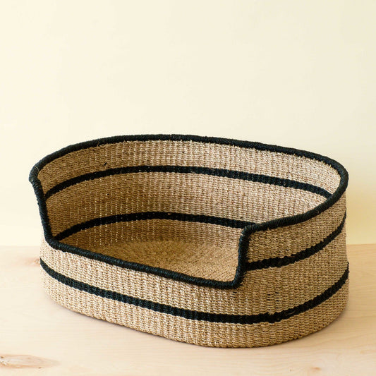 Woven Pet Bed - Wicker Dog Basket Pet Furniture | LIKHÂ