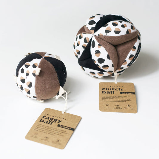 Acorn Clutch and Taggy Ball Bundle - Chickadees Wooden Toys