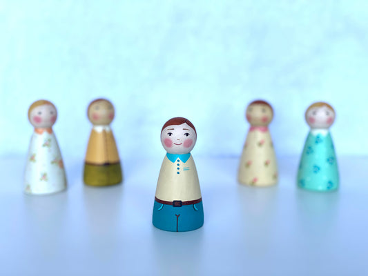 Wooden Peg Dolls Boy/Girl - Chickadees Wooden Toys