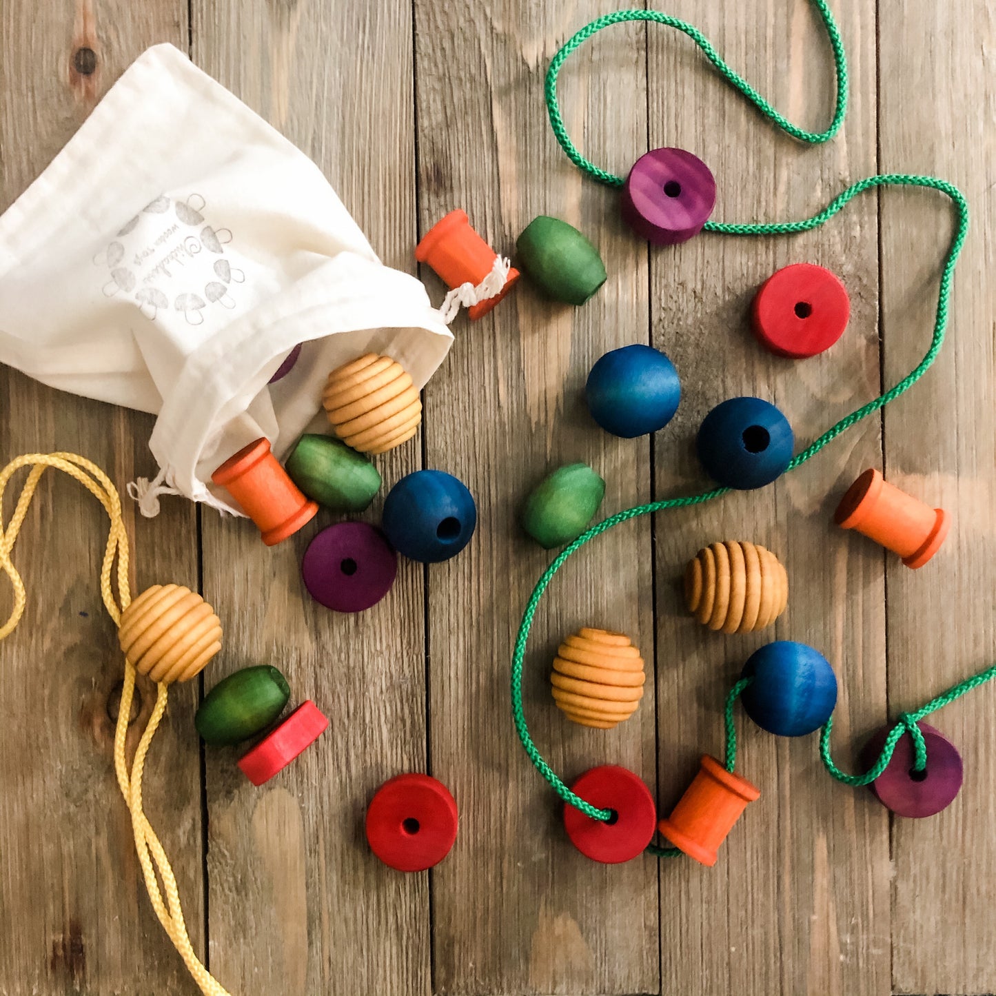 Chunky Rainbow Bead Lacing Set - Chickadees Wooden Toys