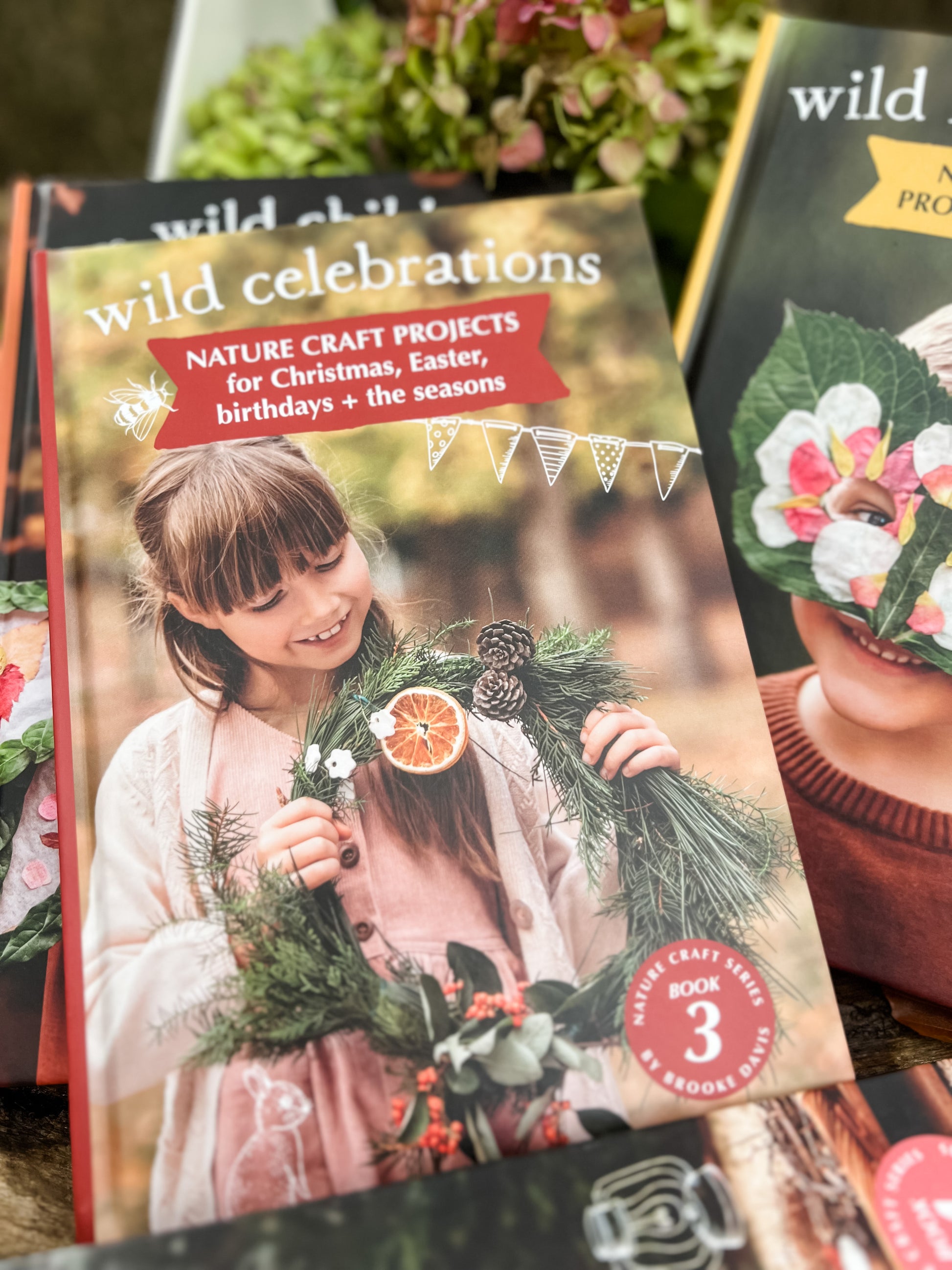 Nature-Themed Holiday Books for Kids • RUN WILD MY CHILD